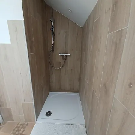 Magnifique Appartement Renove Avec Patio En Centre Ville * Soulac-sur-Mer