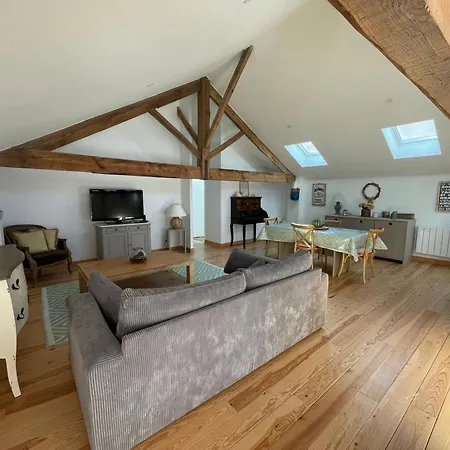 Magnifique Appartement Renove Avec Patio En Centre Ville Lägenhet Soulac-sur-Mer