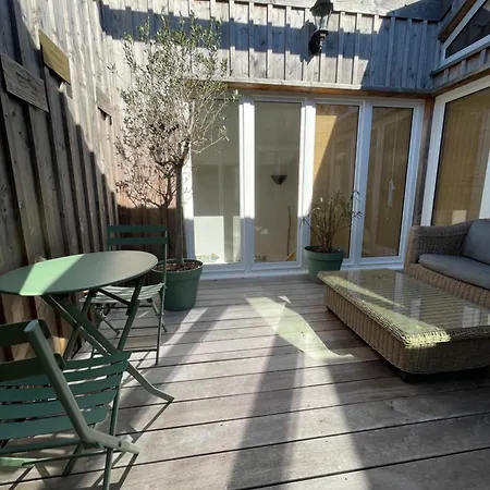Lägenhet Magnifique Appartement Renove Avec Patio En Centre Ville Soulac-sur-Mer